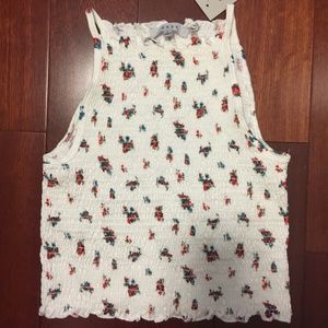 🔴SALE! NWT Gaze Floral Print Crop Top